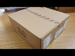 C9300-24T-E Switch de rede Ethernet Cisco Catalyst 9300 de 24 portas, apenas dados