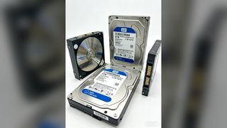 ST4000DM004 4 TB 3,5 polegadas SATA 6 Gb/s HDD, 5400 RPM, 256 MB de cache, disco rígido interno para desktop e servidor doméstico
