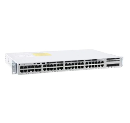 Switch Cisco C9200L-48P-4G-E de 48 portas PoE+ com 4x1G Uplinks