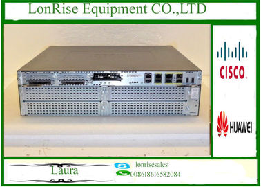 Roteador Cisco 4 WAN Port POE Switch Gigabit CISCO3945E-SEC/K9 é o roteador Cisco 3945E com Security Bundle com licença SEC PAK