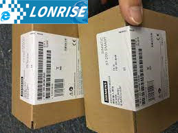 Fabricantes diferentes do plc de siemens dos fabricantes do plc dos fabricantes do sistema do plc de 6ES7288 3AQ04 0AA0