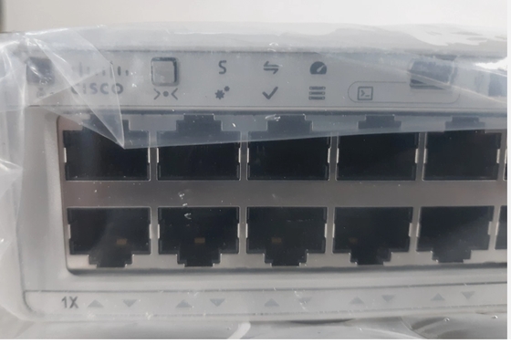Cisco C9200L-48T-4G-E Comutador Gigabit Ethernet de 48 portas com 4x1G SFP Uplinks