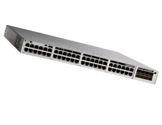Switch Cisco Catalyst 9300 C9300-48S-A com 48 portas SFP