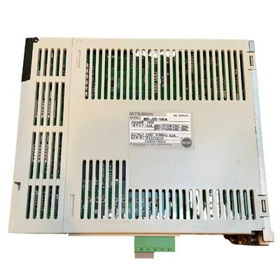 Mitsubishi MR - J2S - Servo Drive 100A 1kW AC com freio dinâmico integrado (série MELSERVO J2S)