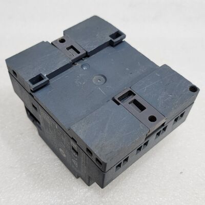 LOGOTIPO Siemens! Módulo lógico 230RCE, 115/230 Vca/cc, 8 DI/4 relés DO, com display, Ethernet, modular expansível