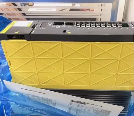 Servo amplificador A06B-6102-H206#H520 (2,9 kW, classe 200 V)