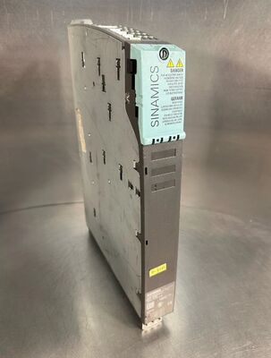 Módulo de motor duplo SINAMICS S120 6SL3120-2TE13-0AA3 (entrada DC 600V, saída 3AC 400V 3A/3A, tamanho de livro tipo D)