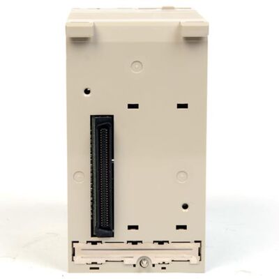 O módulo 60K do processador central do PLC de Omron CS1G-CPU45H pisa a memória 128K