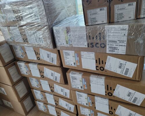 C1000-48P-4X-L Gigabit gerenciado PoE + Switch, 48 × 1G PoE portas 4 × 10G SFP + Uplinks, 370W PoE orçamento para empresa e PME