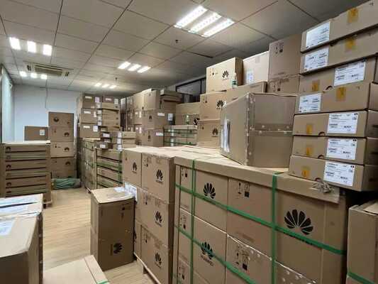 Unidade de distribuição de energia CA Huawei NetEngine 8000 F8 CR8MP2K3PHC0 para roteador corporativo