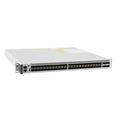 C9500-48Y4C-A, switch Cisco Catalyst 9500, portas 48x25G/alto desempenho/NW Adv. Licença