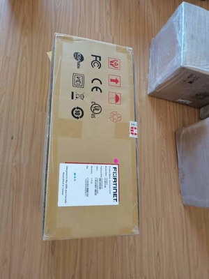 Fortinet FortiGate NGFW Série de Intervalo Médio FG-200F FG-200F - Apenas aparelho