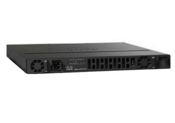 ISR4431-V/K9 Cisco ISR 4431 (4GE,3NIM,8G FLASH,4G DRAM,VOIP) 500Mbps-1Gbps Força de transferência do sistema, 4 portas WAN/LAN