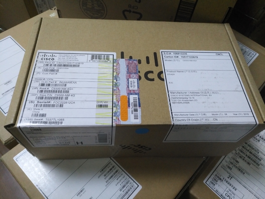 Módulo de rede Cisco C9300-NM-4G 4-Portas 1GE SFP para Catalyst 9300