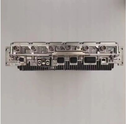 473914A (AZNA) Uma cabeça de rádio remota Nokia AirScale (RRH), um componente de uma estação base celular